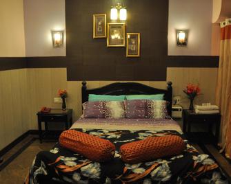 Hotel Nala Residency - Tiruvannāmalai - Спальня