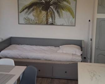 gite des palmiers - Burnand - Habitación