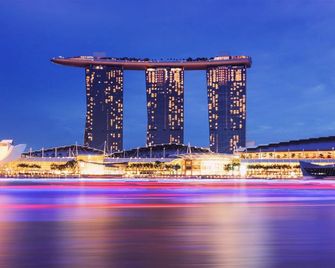 Relc International Hotel - Singapore - בניין