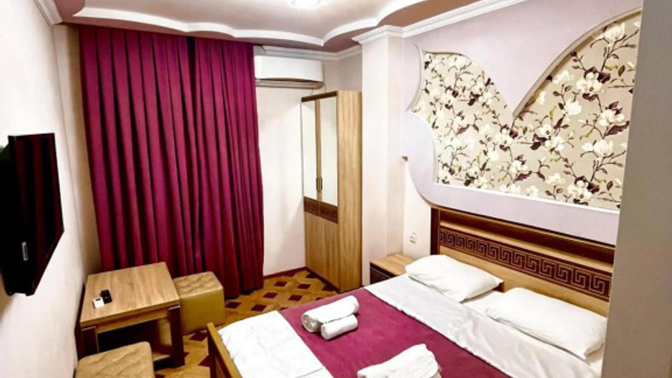 Georgian Palace Hotel