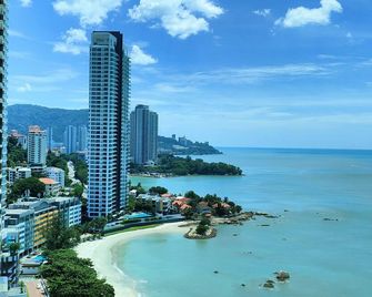 Hompton by the Beach, Penang - Tanjung Bungah