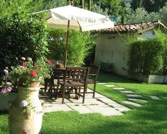 L'Arcadia - Pietrasanta - Patio