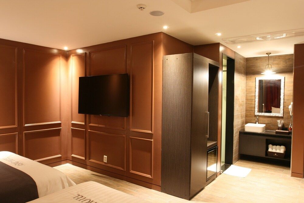 Hotel Banwol Asiad thumbnail 3