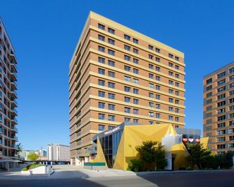 Best Western Plus Hotel & Residences Istanbul - Istanbul - Building