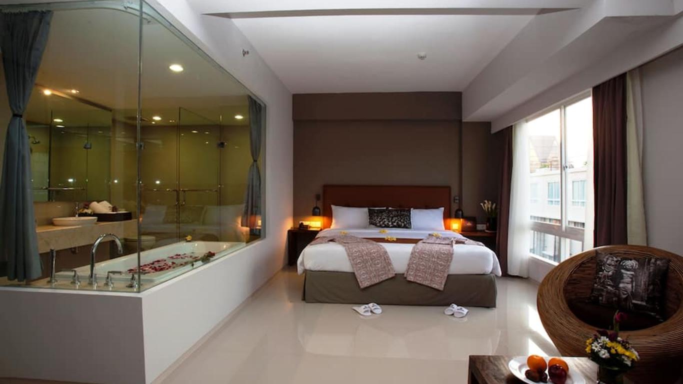 Ananta Legian Hotel