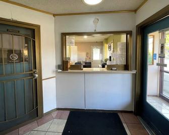 Skyline Motel Bartlesville Hwy 75 - Bartlesville - Lobby