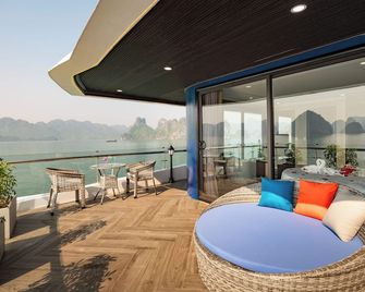 Doria Cruise - Ha Long - Balcony