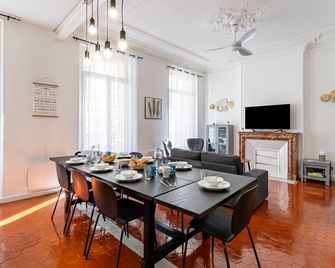 Le Priviliane - Bel Et Grand Appartement Idéalement Situé - Marseille - Salle à manger