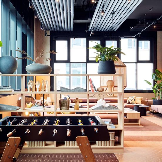 Bar view of Scandic München Macherei