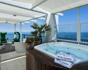 Hotel Posillipo - גביצ'ה מארה - בריכה