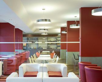 B&B Hotel Trento - Trento - Restaurant