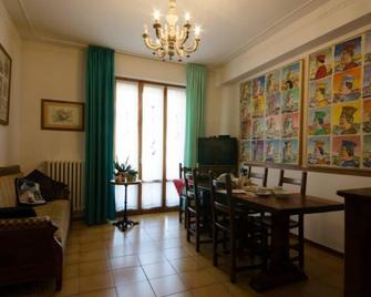 Affittacamere La Casa Di Elide - Arezzo