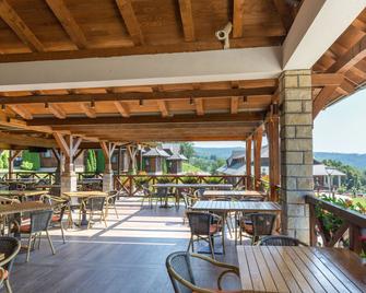 Etno Naselje Vrdnicka Kula - Vrdnik - Restaurant