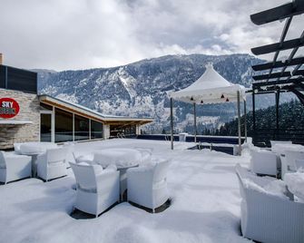 The Orchard Greens Resort - A Centrally Heated Property - Manali