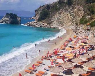 Illyrian Paradise - Ksamil - Strand