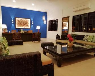 Tropical Resort Langkawi - Langkawi - סלון