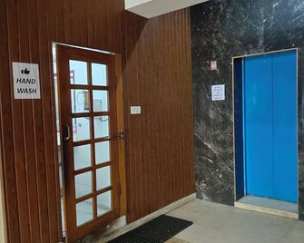 Hotel Ganga Azure - Haridwar