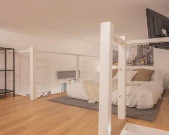 Modern, temporary, and practical apartment in Chamberí VAR12 - Madrid - Habitación