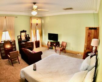 Historic Star Lodge Narrandera - Narrandera