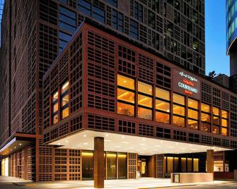 Courtyard by Marriott World Trade Center, Abu Dhabi - Abu Dhabi - Building