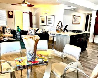 Hidden Gem Retreat In The Heart Of Payso - Payson - Dining room