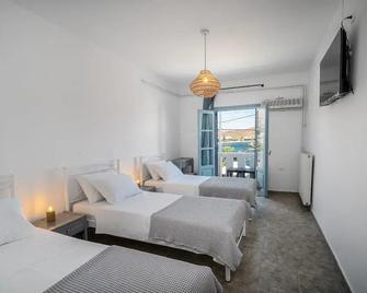 Isalos - Livadi - Bedroom