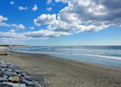 The Motel closest to the beach! Pet Friendly! The Best Surfing! - Hampton - Strand