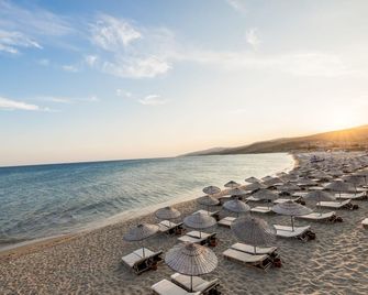 Cinarli Kasri - Gökçeada - Pláž