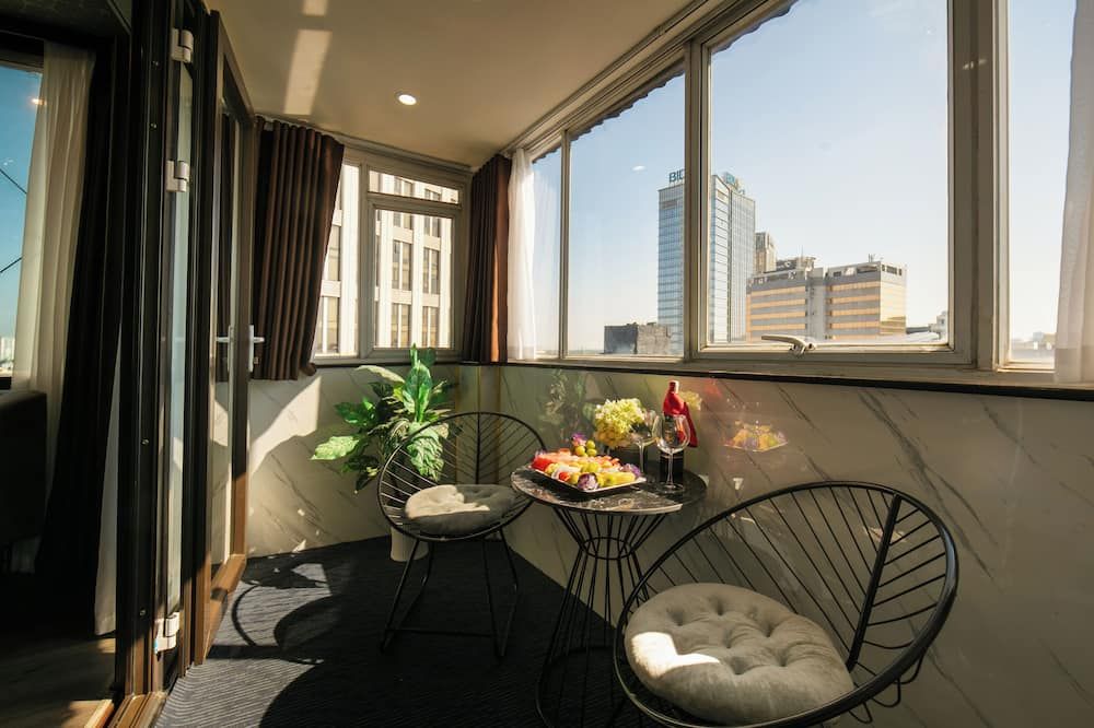 جاكوسمو هوتل آند سبا - هانوي - شرفة