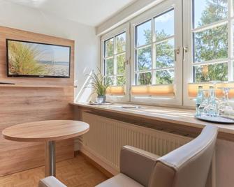 Hotel Weisser Hof - Malente