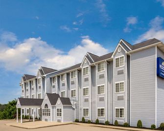 Microtel Inn & Suites by Wyndham Dry Ridge - Dry Ridge - Budova