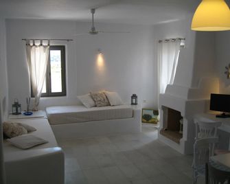 Aeraki Villas - Santa Maria - Wohnzimmer