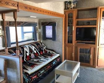 A beautiful dark skies area of the desert! - Terlingua - Κρεβατοκάμαρα