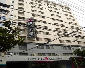 Magnotel Hotel Nanchang Minde Road Bayi Hall - Nanchang - Byggnad