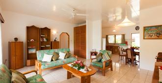Le Relax St. Joseph Guest House - Grand'Anse Praslin - Sala de estar