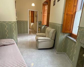 Otium Stabianum- Appartamento centro città - - Castellammare di Stabia - Wohnzimmer