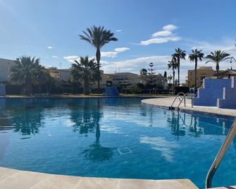 Superb Naturist apartment 3 rooms VERA Playa Top floor with parking - Vera - Piscine