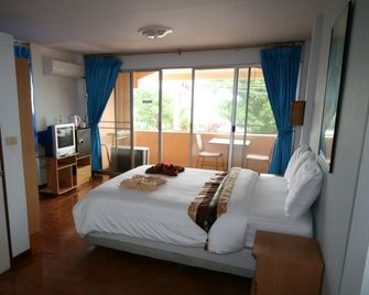 Beachfront Hotel Cha Am - Hua Hin - Sovrum