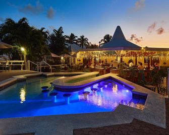 Abaco Beach Resort - Marsh Harbour - Piscina