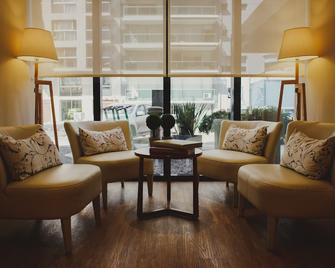 أفر هوتل - مونتفيديو (اوروغواي) - غرفة معيشة