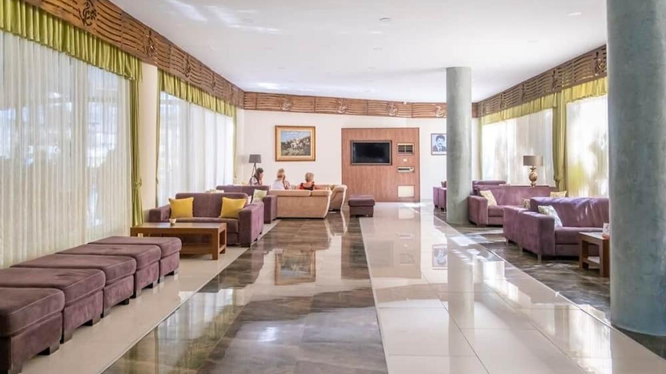 L'ancora Beach Hotel