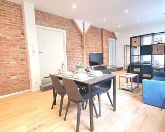 Top Wohnung in Göttingen - غوتينغين - غرفة طعام