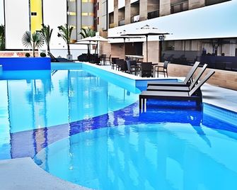 GoldFlat Cabo Branco - Conforto para sua Família - João Pessoa - Pool
