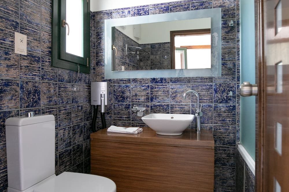 Krinos Suites Andros - Andros
