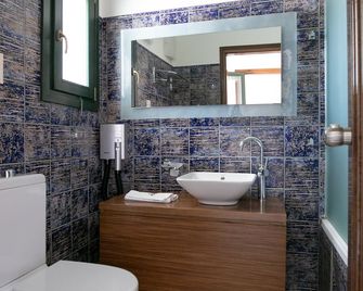 Krinos Suites Andros - Andros