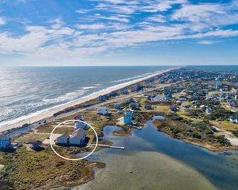Surf & Sound - Hatteras - Living room