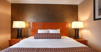 Best Western The Inn at Rochester Airport - Rochester - Sypialnia