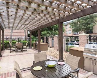Luxury Apartment in Upper Kirby - Houston - Veranda