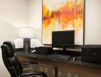 Baymont by Wyndham Odessa - Odessa - Centro de negocios