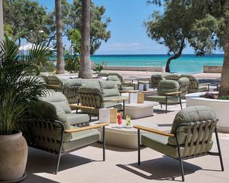 Hipotels Don Juan - קאלה מיור - פטיו